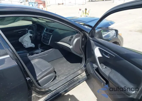 2017 Nissan Altima 2.5 из США, поврежденный, VIN 1N4AL3AP1HC154550